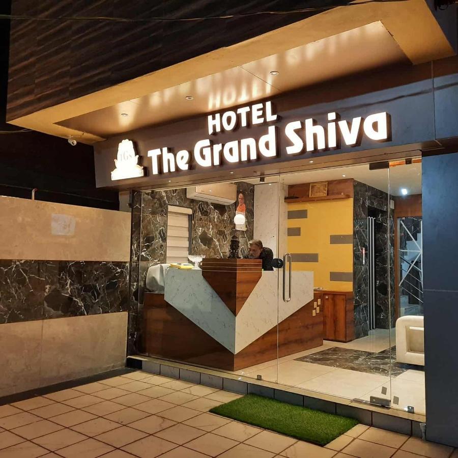 Hotel The Grand Shiva Gondal Екстер'єр фото