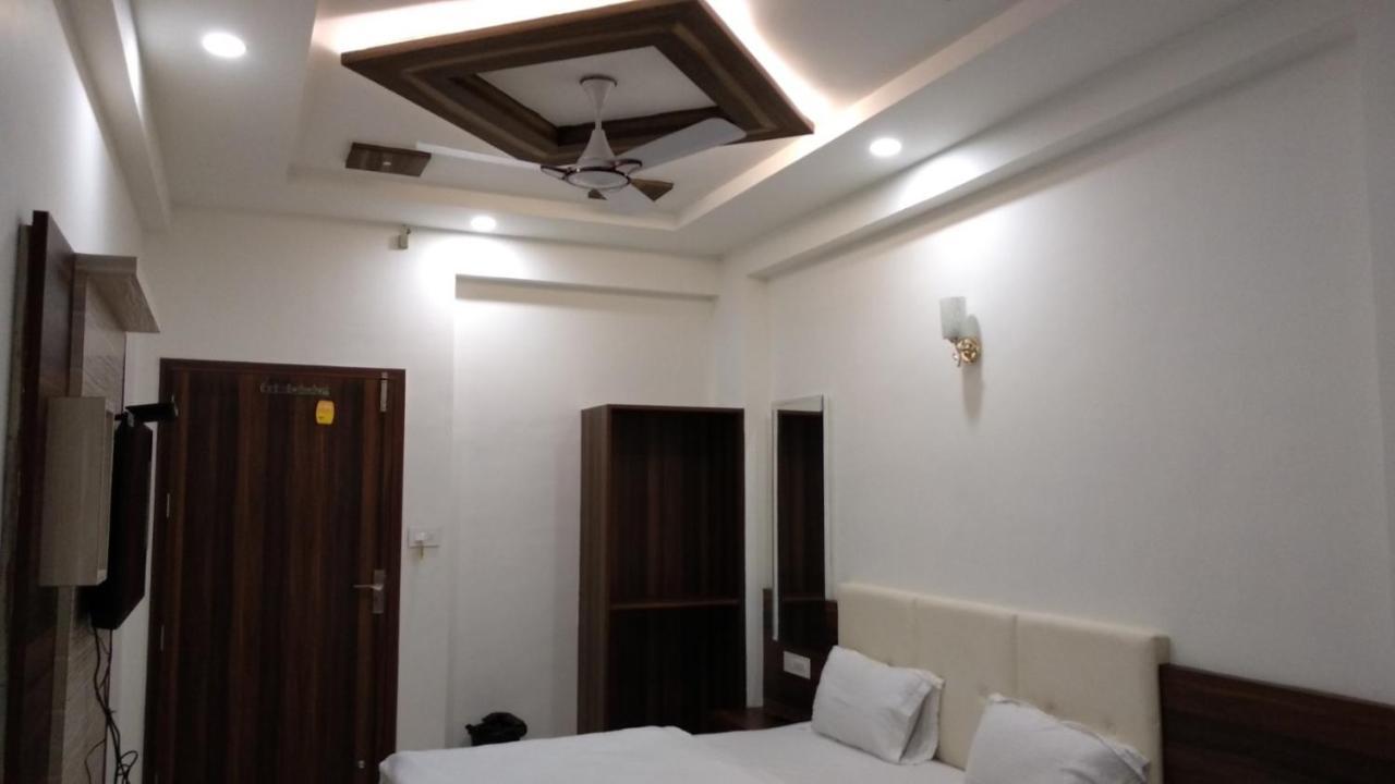 Hotel The Grand Shiva Gondal Екстер'єр фото