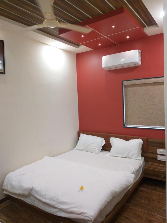Hotel The Grand Shiva Gondal Екстер'єр фото