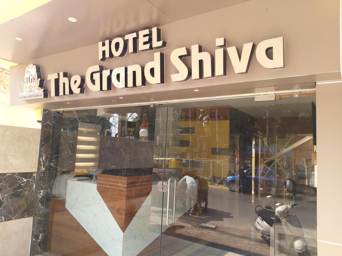 Hotel The Grand Shiva Gondal Екстер'єр фото